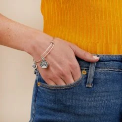 Sun Charm Bangle Bracelet 10 Sun Charm Bangle Bracelet -Alex And Ani Bracelets Shop Sun Charm Bangle II Silver Model A21EBSUNRG