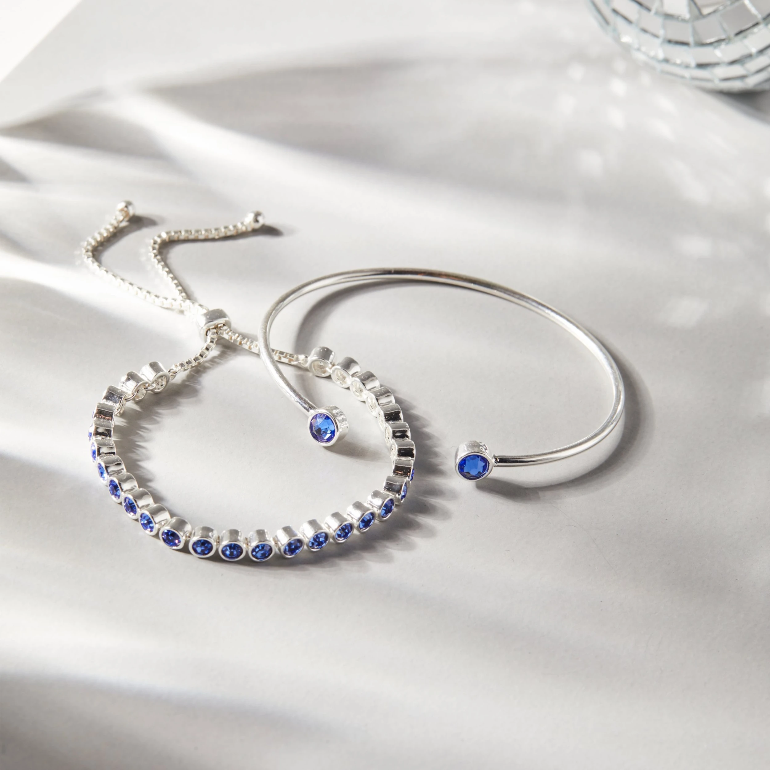 Bolo Tennis Bracelet, Sapphire 5 Bolo Tennis Bracelet, Sapphire - Image 3