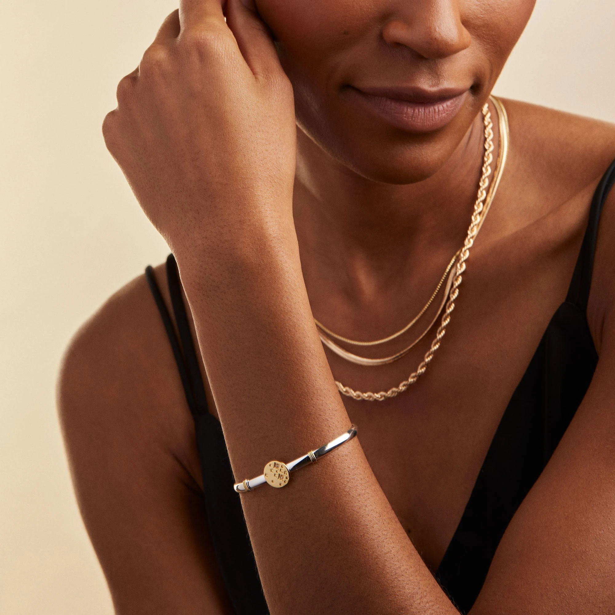 Stars Clip Bangle Bracelet 5 Stars Clip Bangle Bracelet - Image 3